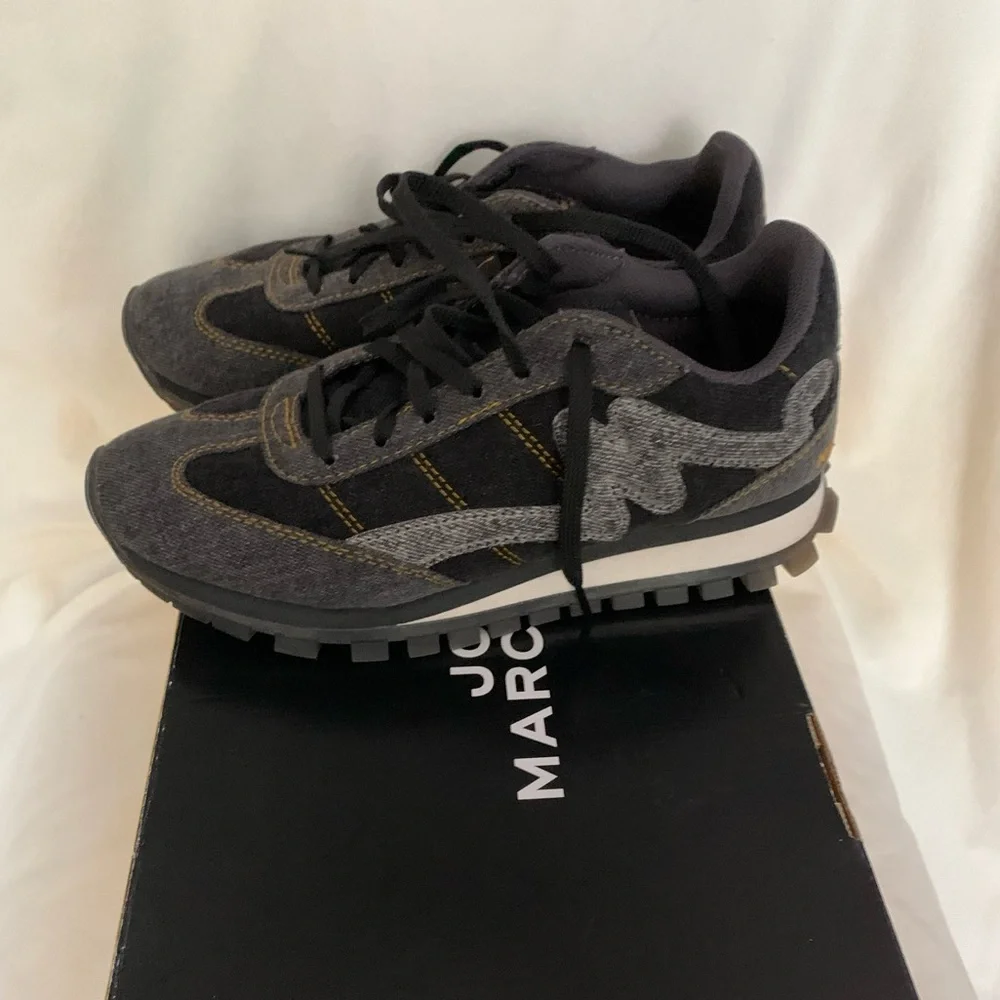 Marc Jacobs The Jogger Sneakers - Picture 1 of 7